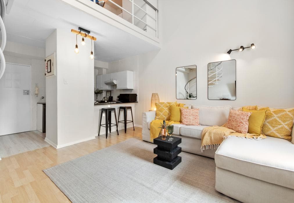 104 Hideaway Loft Studio