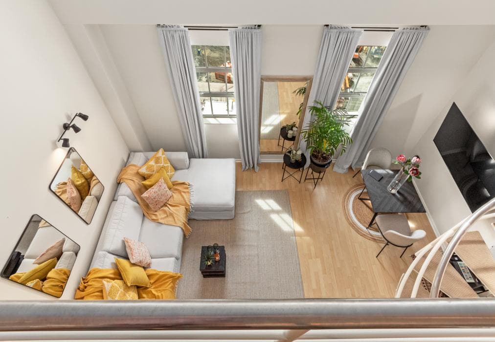 104 Hideaway Loft Studio