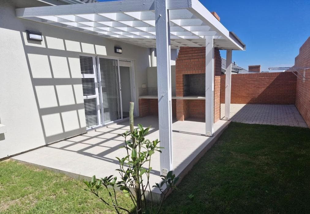 1 on York - Group House 13