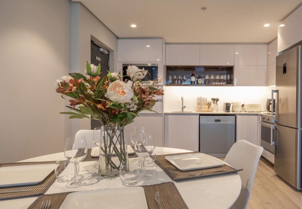 16 on Bree Unit 1713