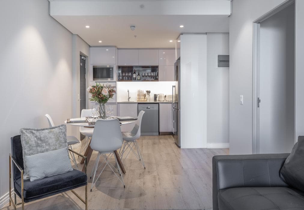 16 on Bree Unit 1713