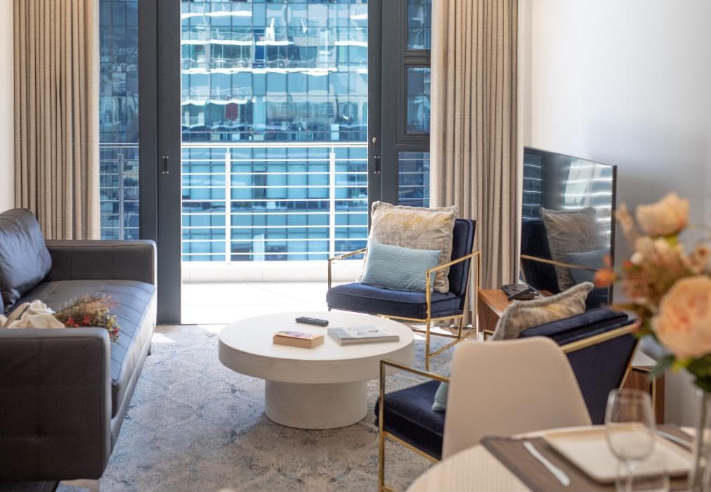 16 on Bree Unit 1713