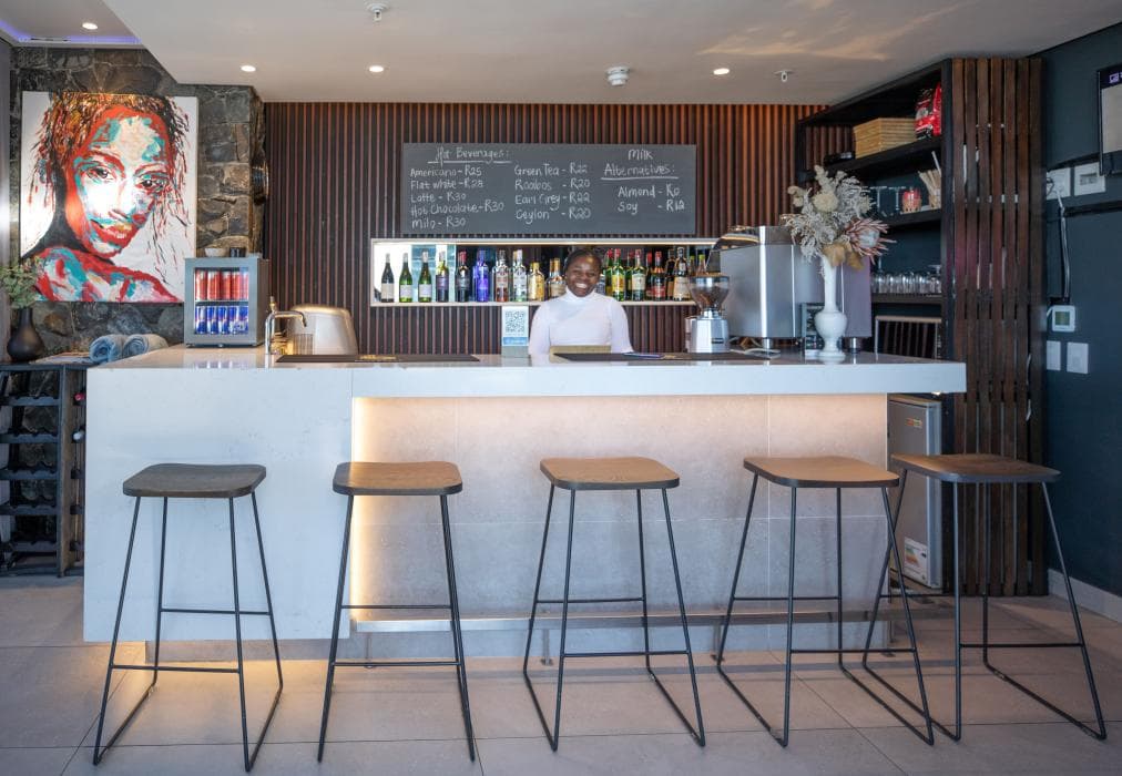 16 on Bree Unit 1713