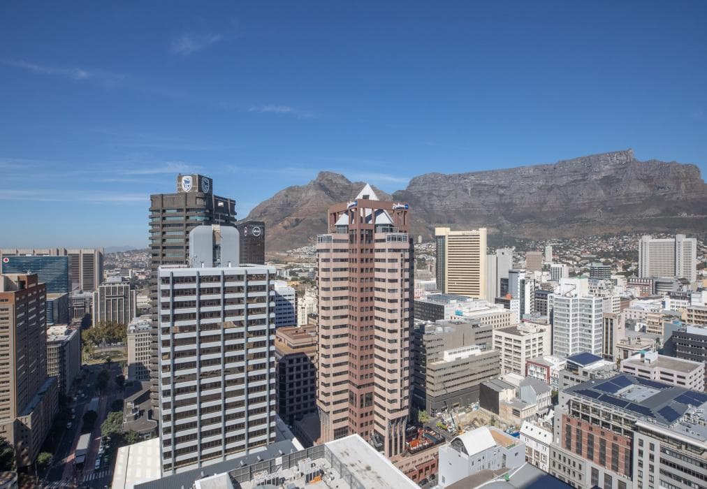 16 on Bree Unit 1713