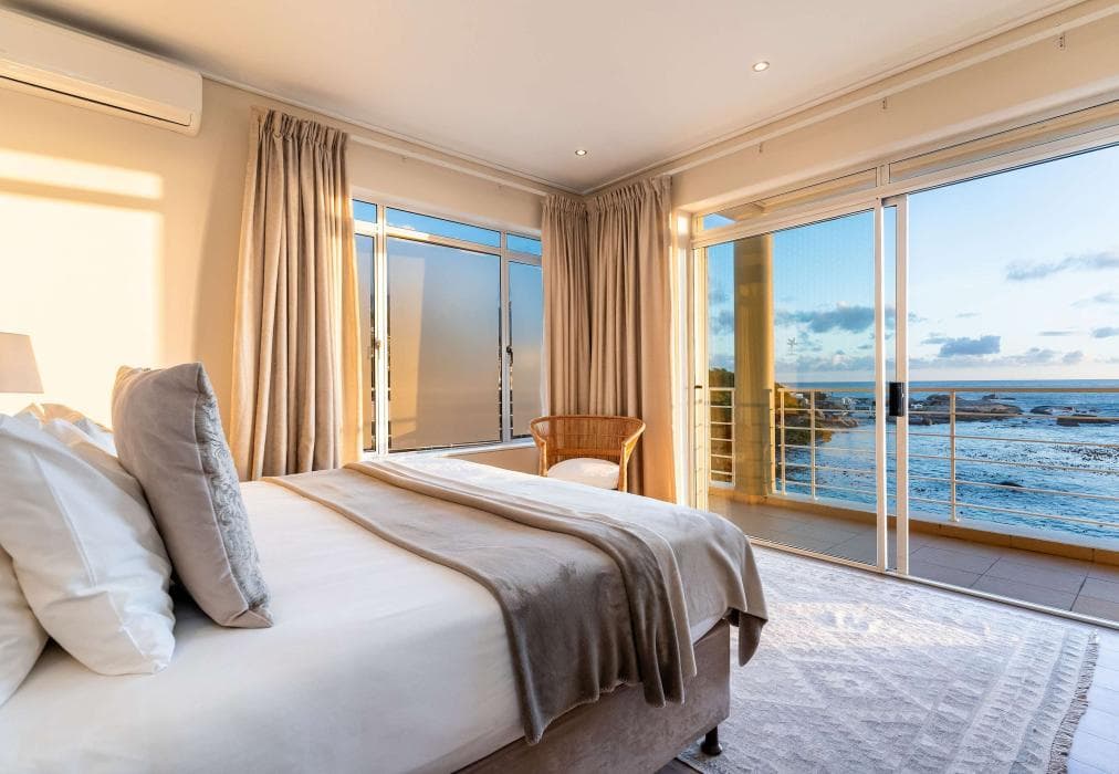 Sunset Azure Apartment