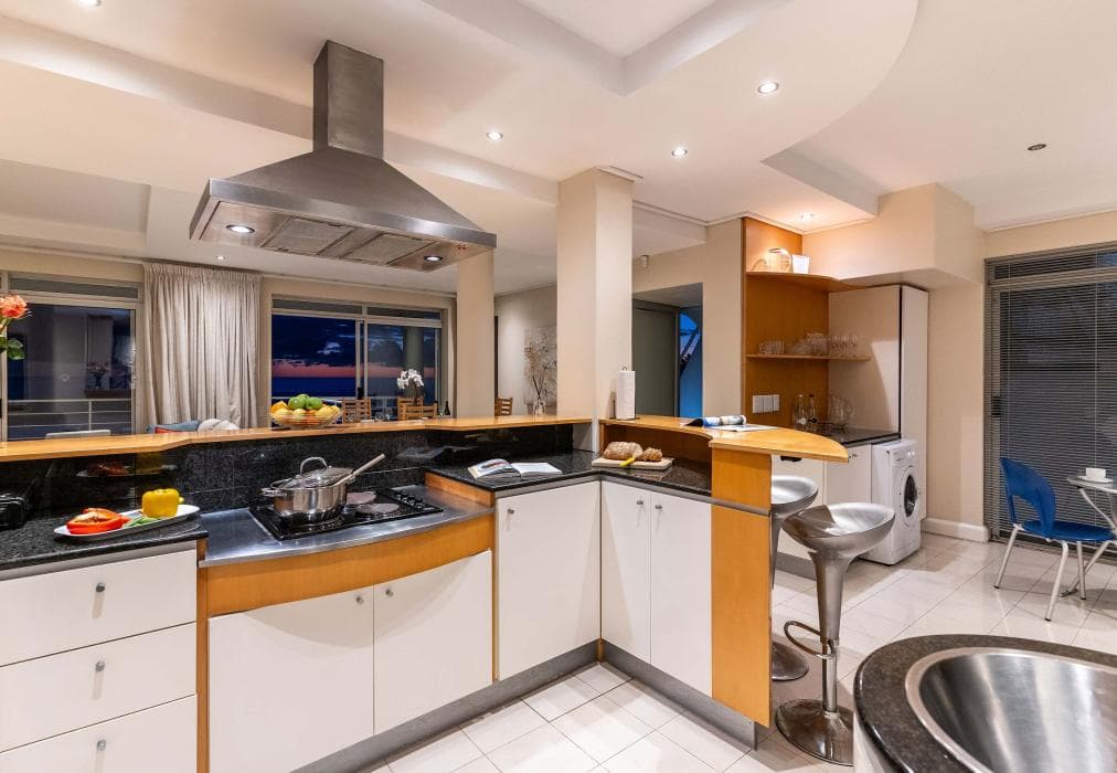 Sunset Azure Apartment