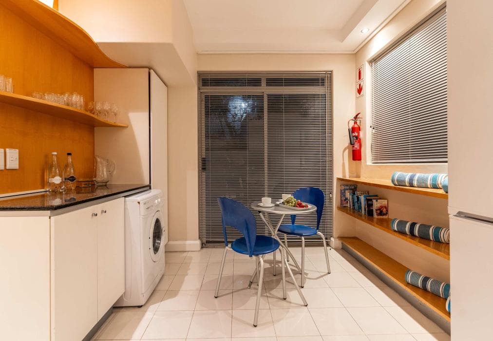 Sunset Azure Apartment