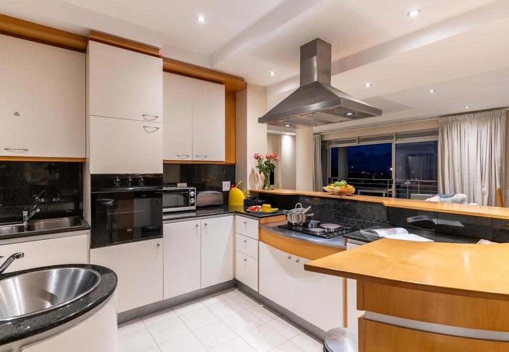 Sunset Azure Apartment