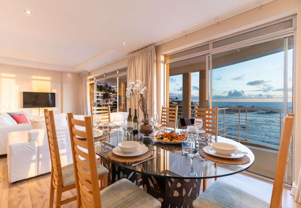 Sunset Azure Apartment