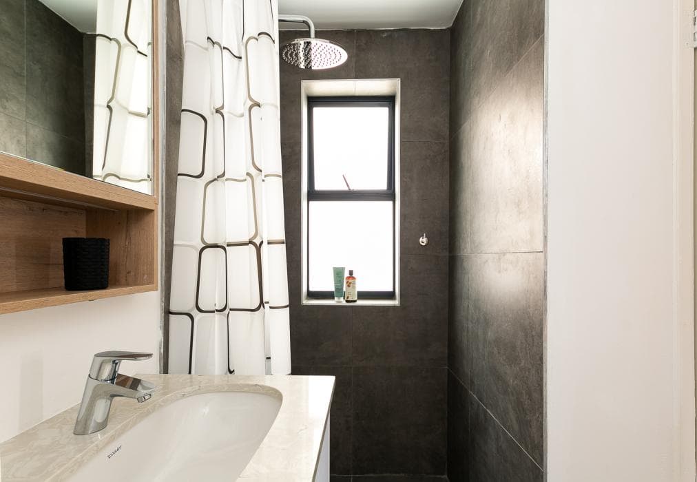 The Palm Flats - Sunshine & Seashells