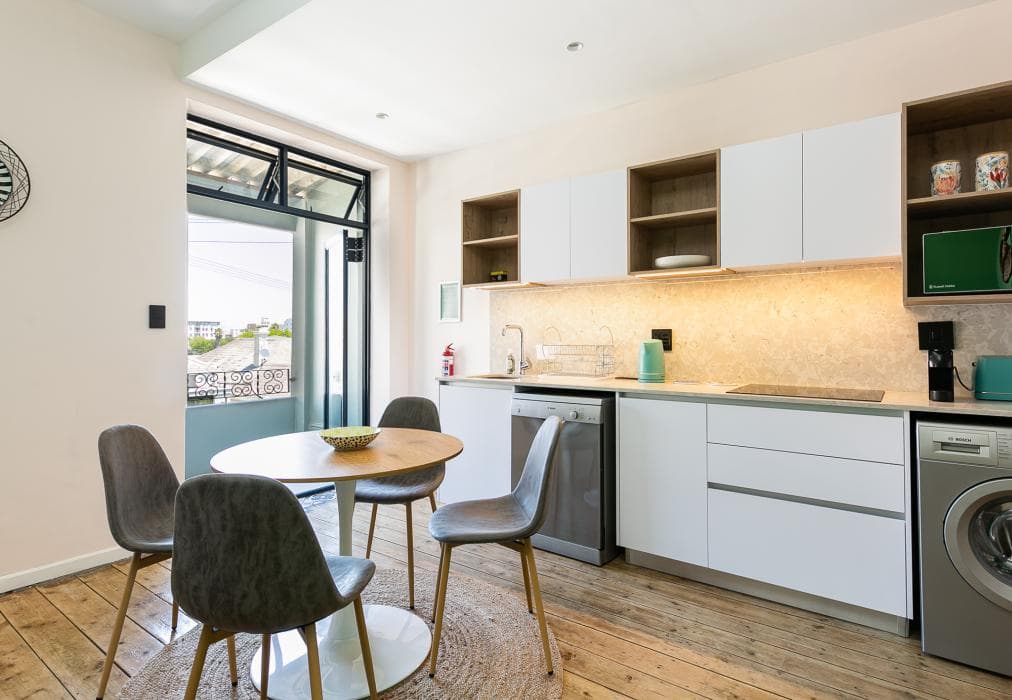 Grand 8 Bedroom Home