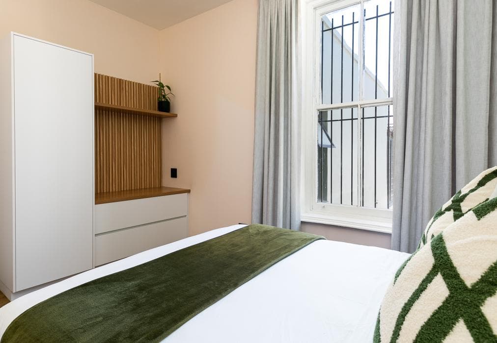 Grand 8 Bedroom Home