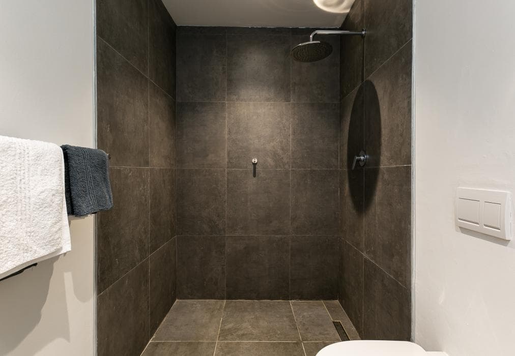 Grand 8 Bedroom Home