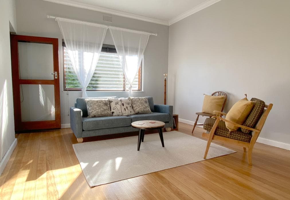 Minimalistic & Spacious Vredehoek Gem