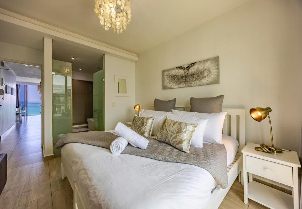 303 Infinity Apartment