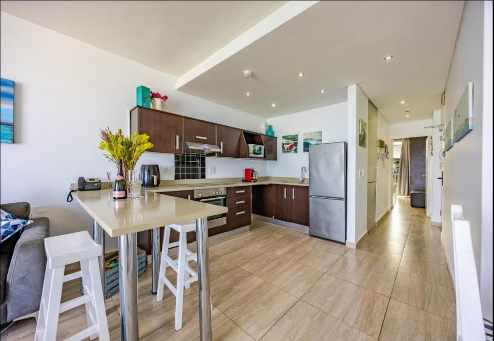 303 Infinity Apartment