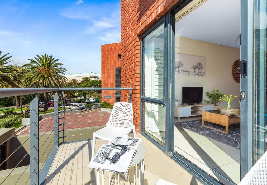 Manhattan Wharfside 301