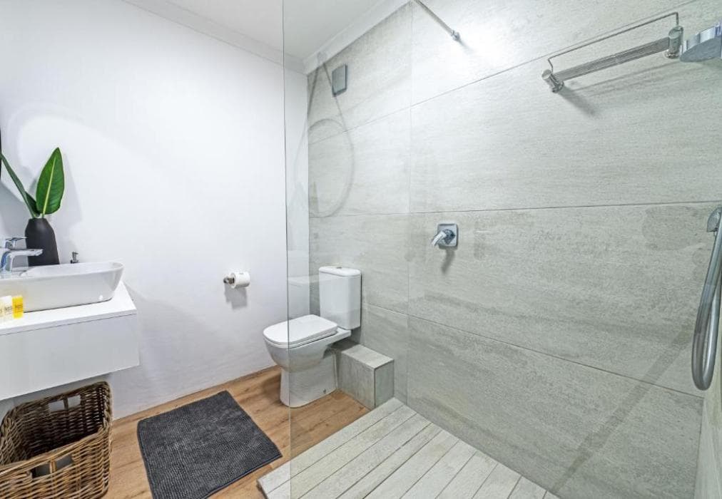 304 The Waves 2 bedroom