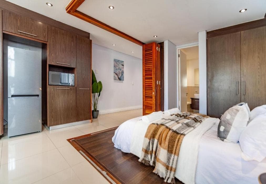 133 Eden on the Bay Studio