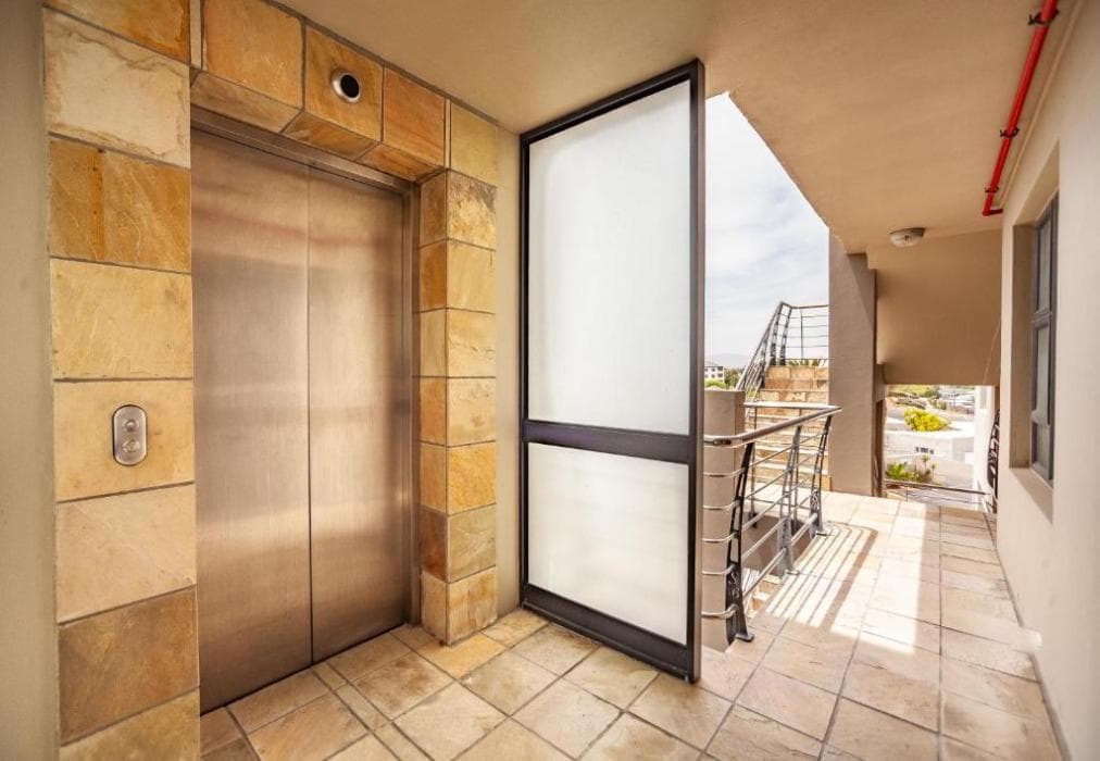 B16 Sandy Bay 2 bedroom