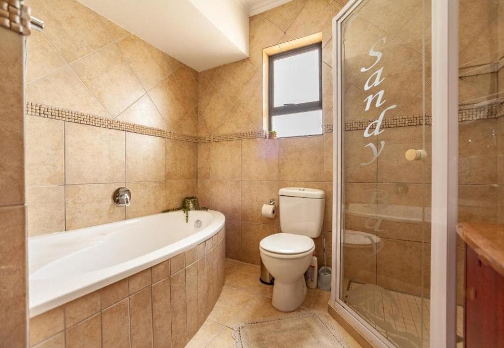 B16 Sandy Bay 2 bedroom