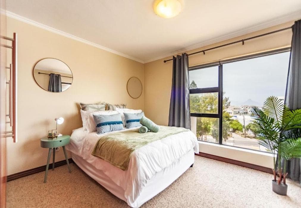 B16 Sandy Bay 2 bedroom