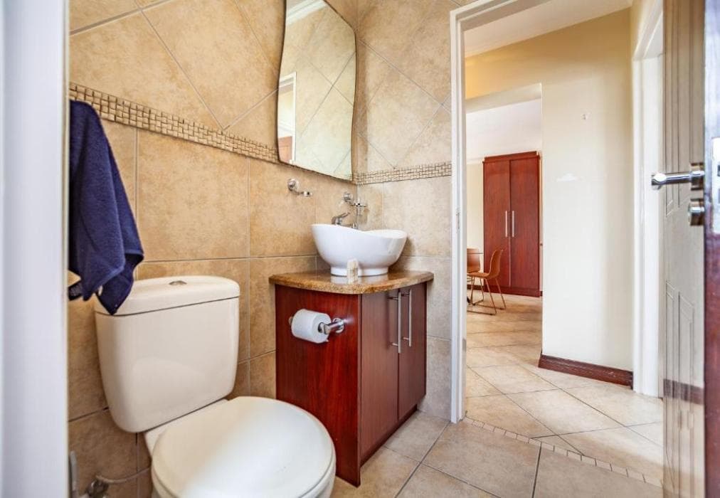 B16 Sandy Bay 2 bedroom