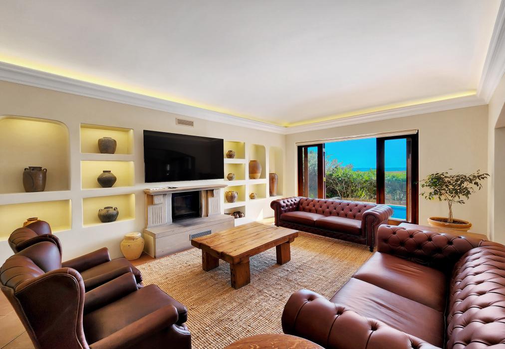 Sunsets Tuscan Beachfront Villa