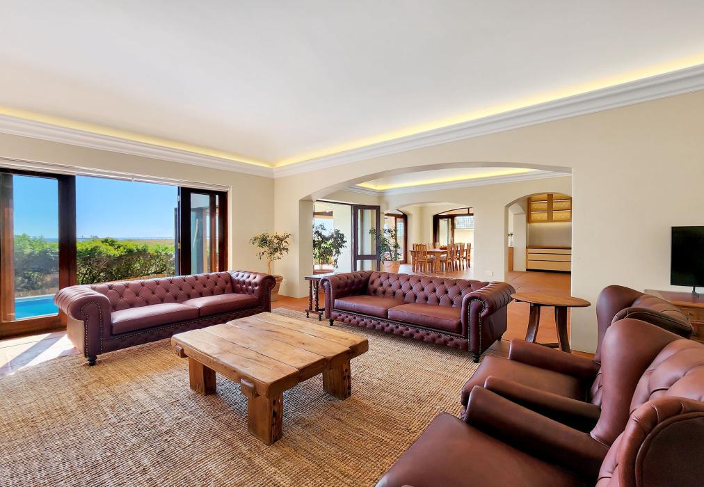 Sunsets Tuscan Beachfront Villa