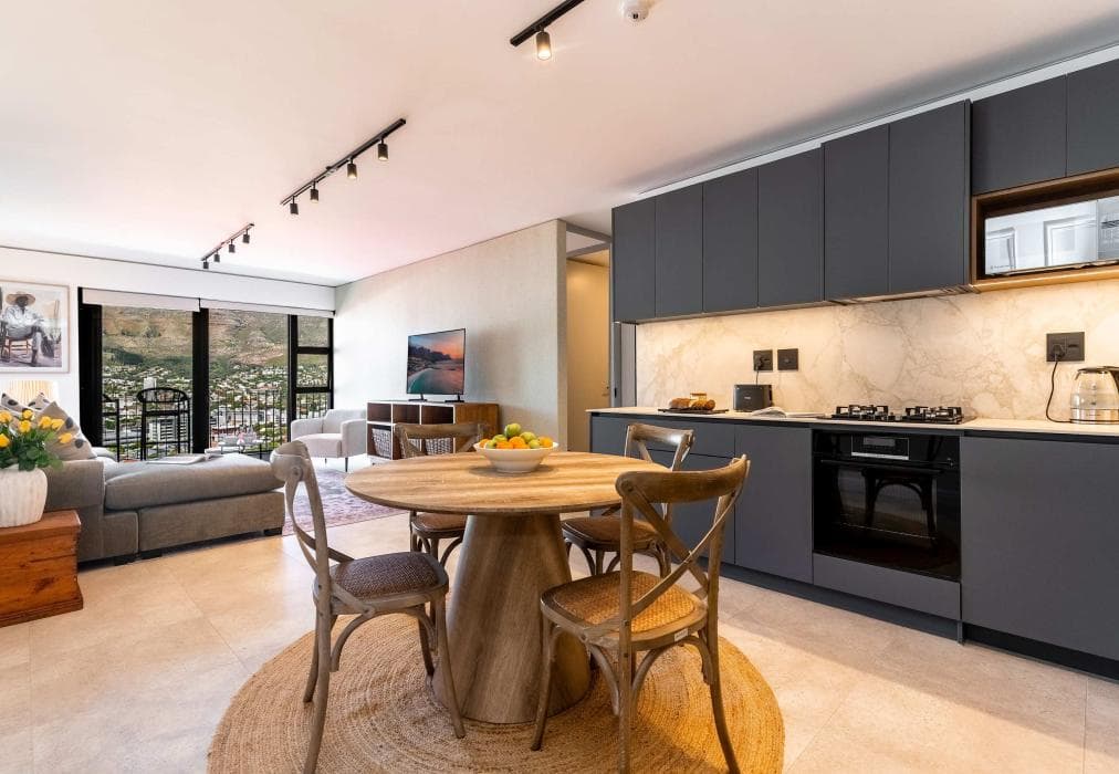 Table Mountain Majesty