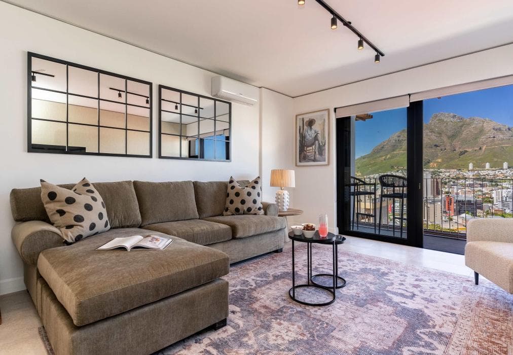 Table Mountain Majesty