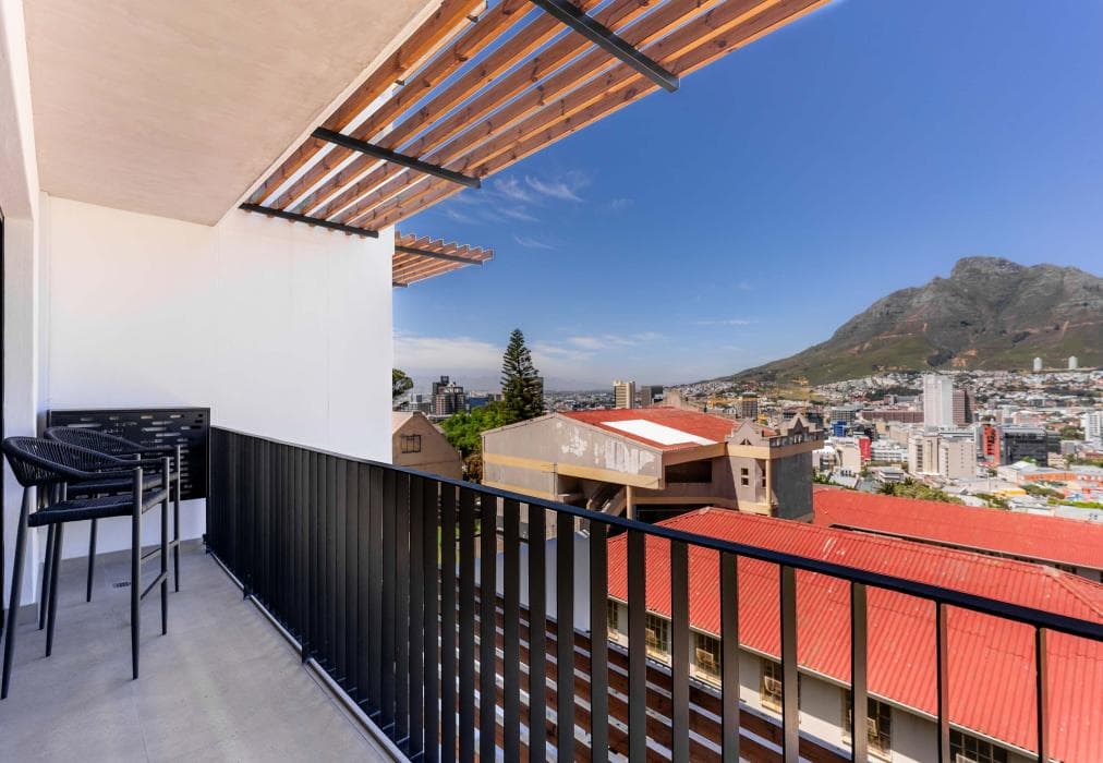 Table Mountain Majesty