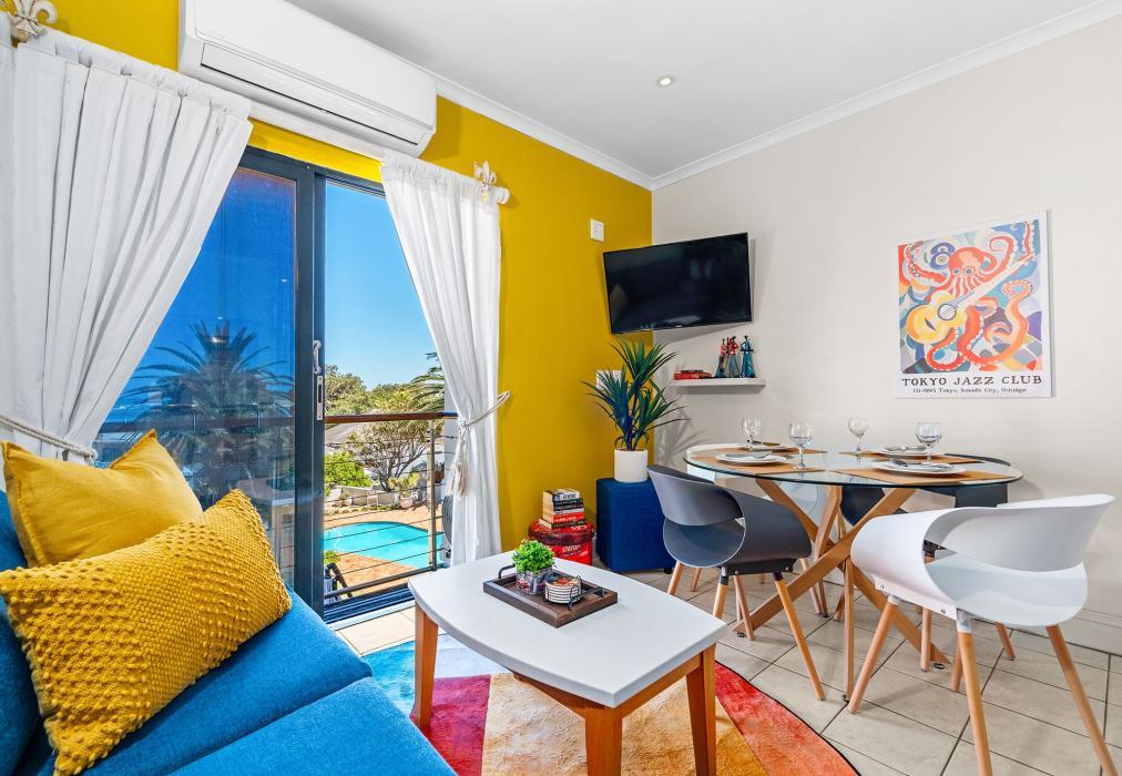 Gordon's Village View