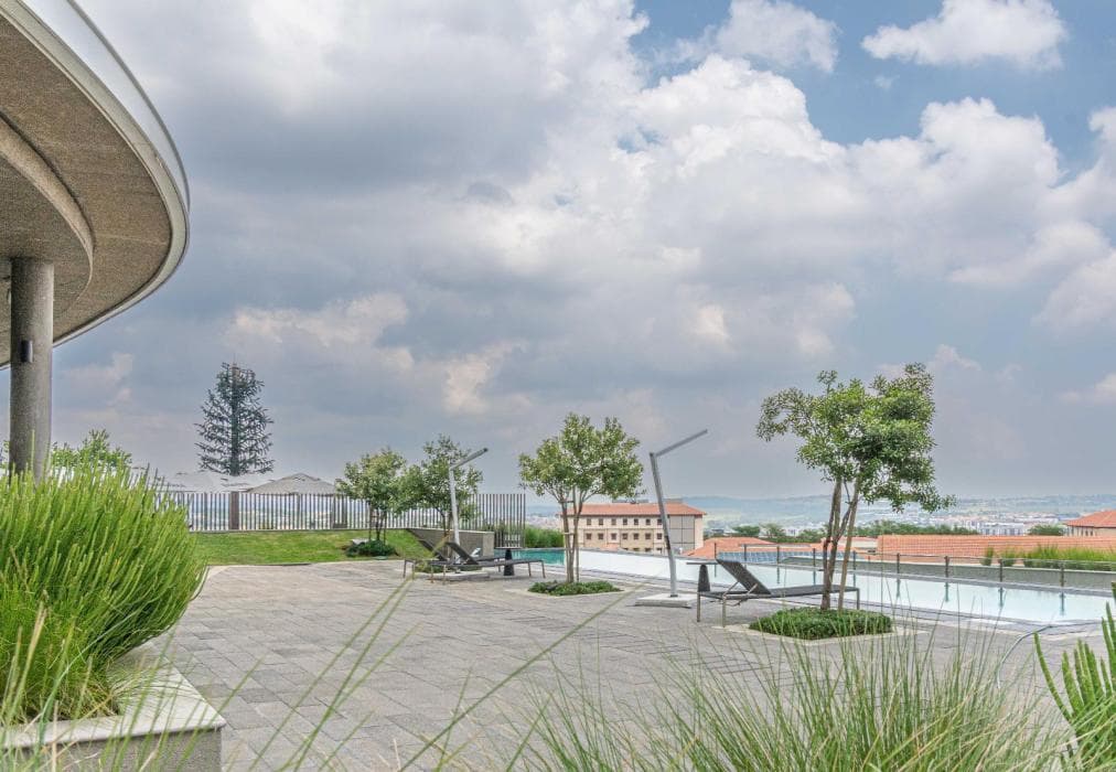 Lux @ Ellipse Galelileo