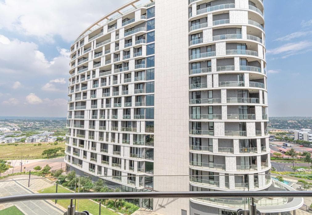 Lux @ Ellipse Galelileo