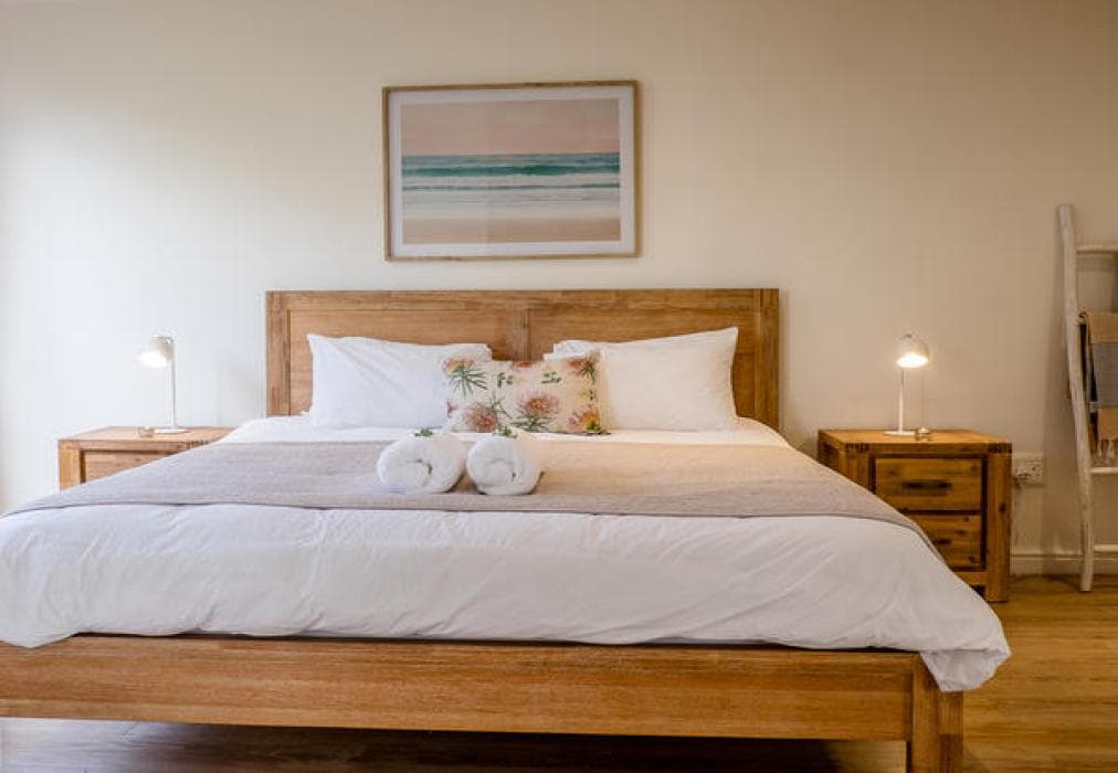 7 Shores  Shelley Point