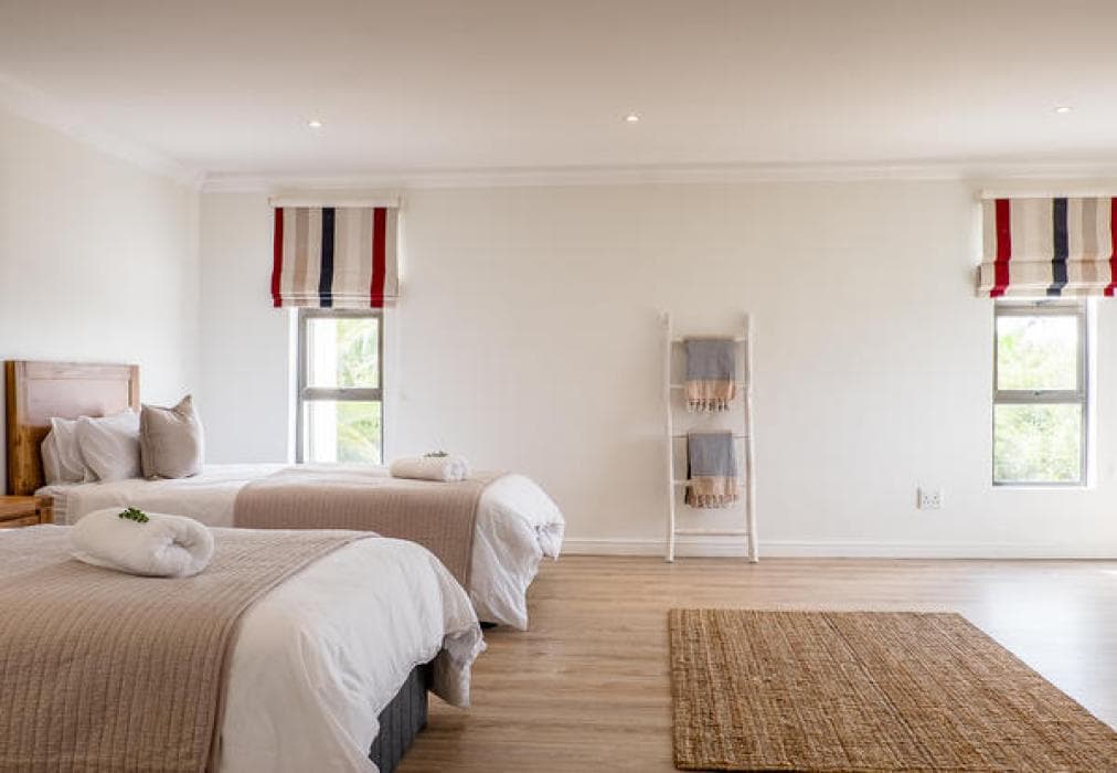 7 Shores  Shelley Point