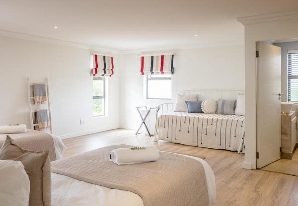 7 Shores  Shelley Point