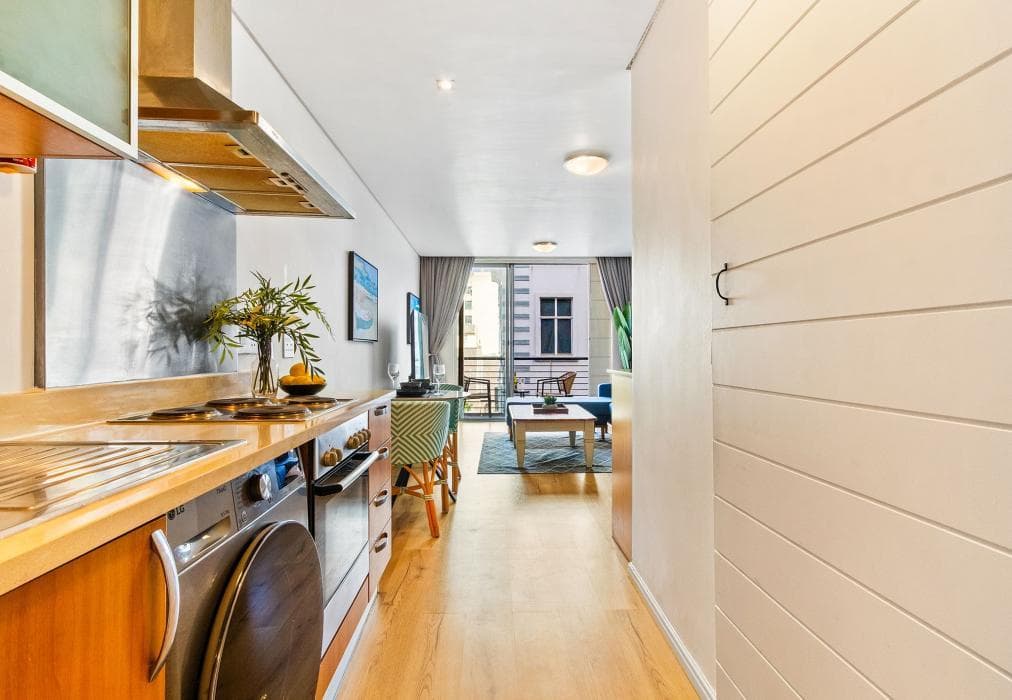 Greenmarket Place 503