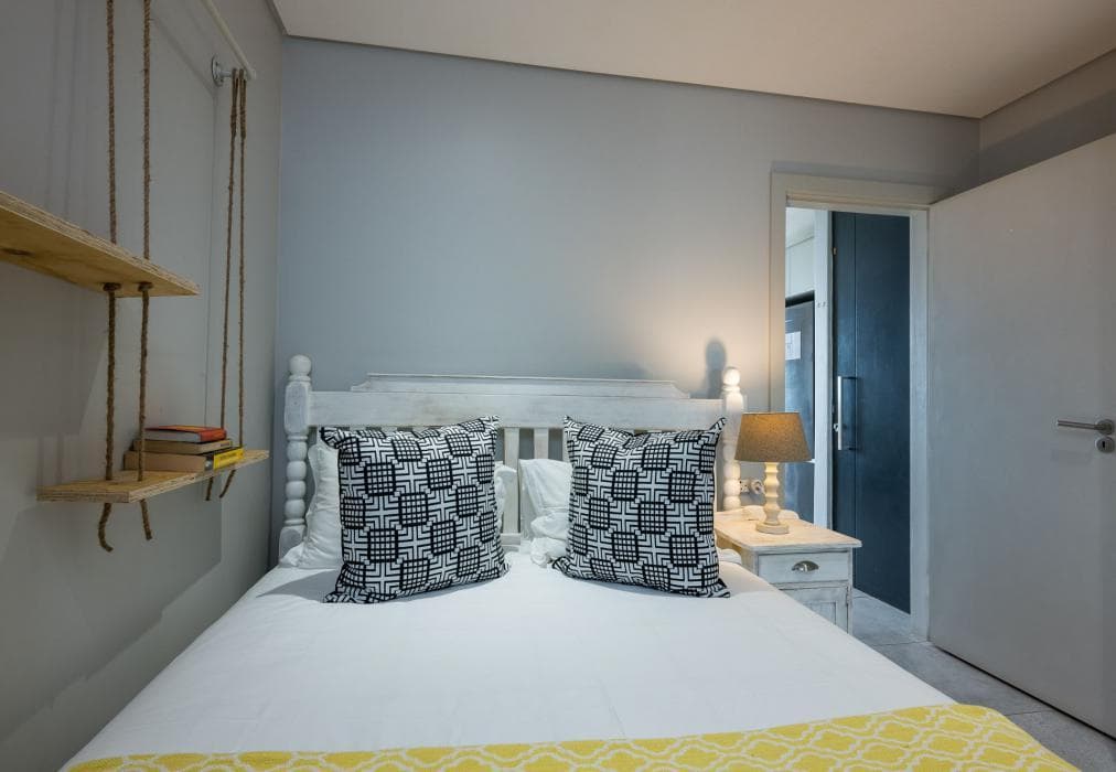 603 2SIX2 Florida Road