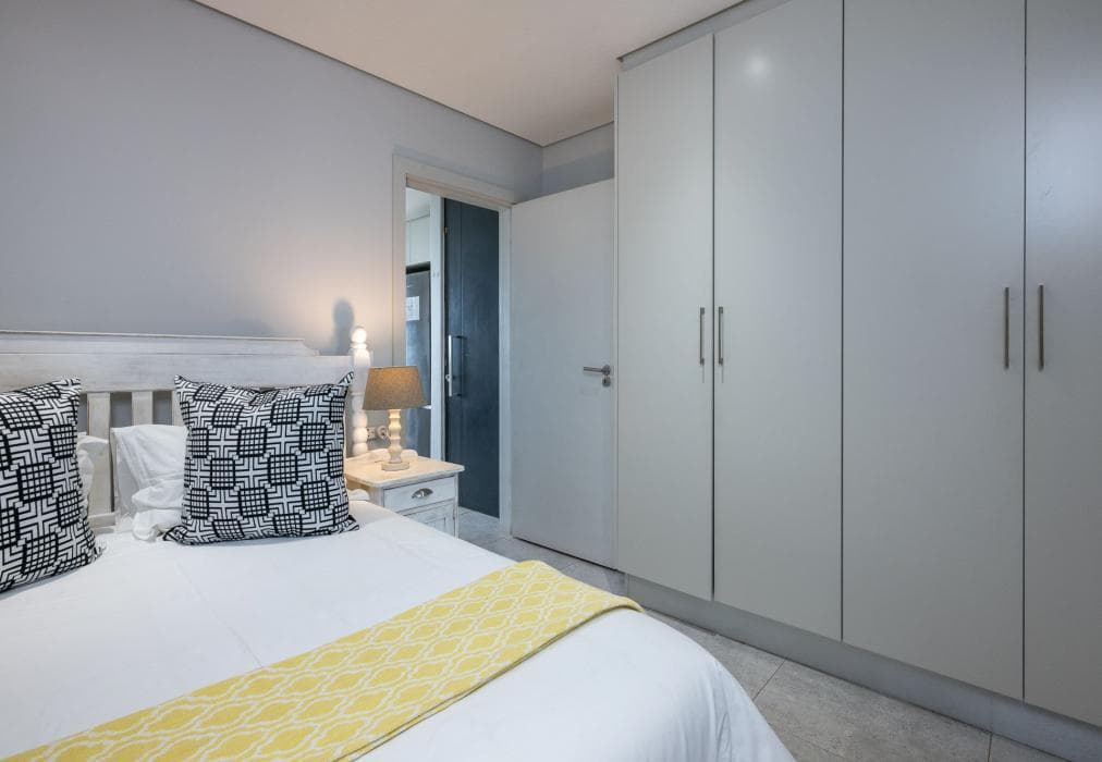 603 2SIX2 Florida Road