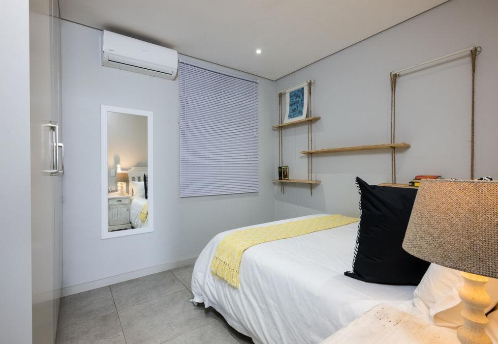 603 2SIX2 Florida Road