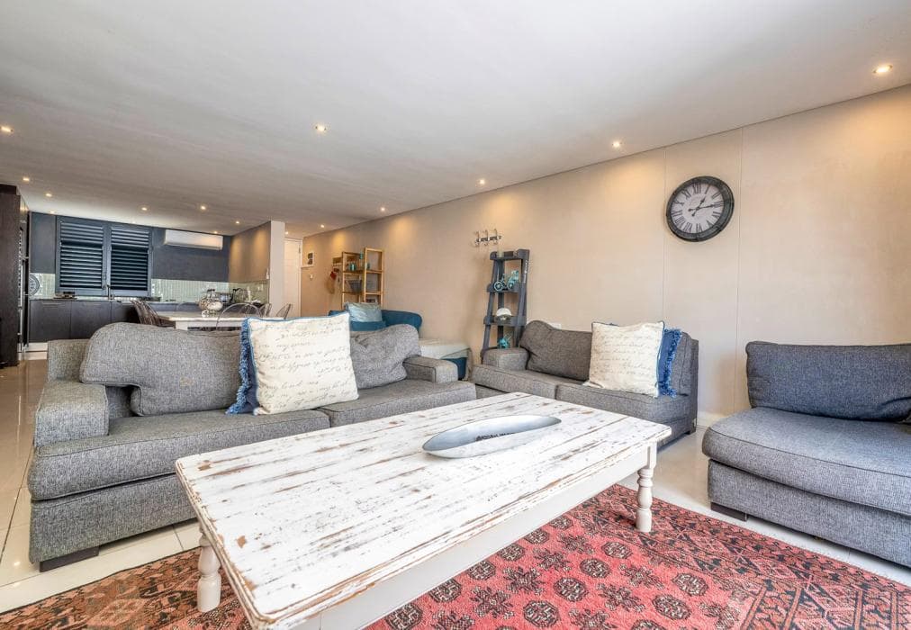 West Coast Eden On The Bay