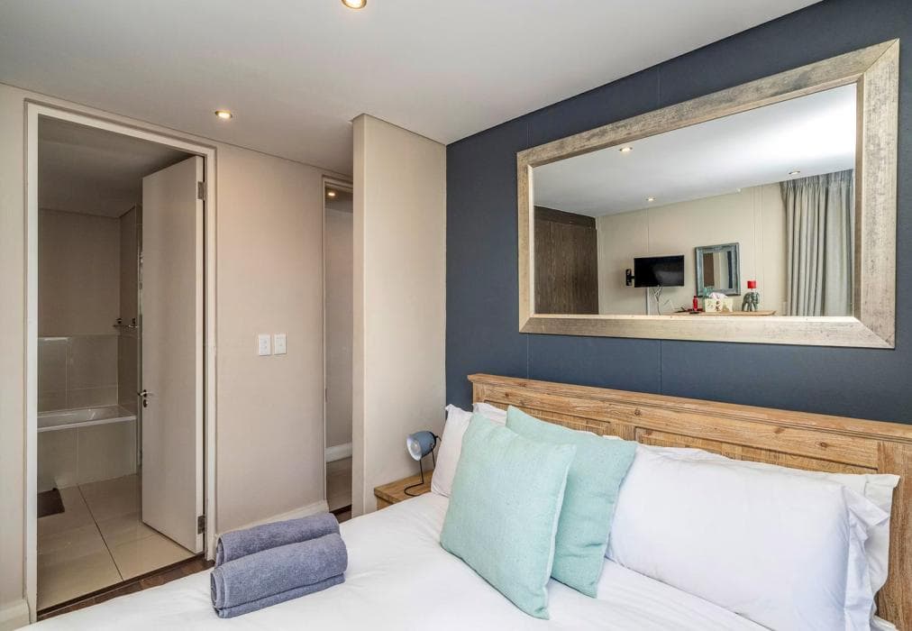 West Coast Eden On The Bay