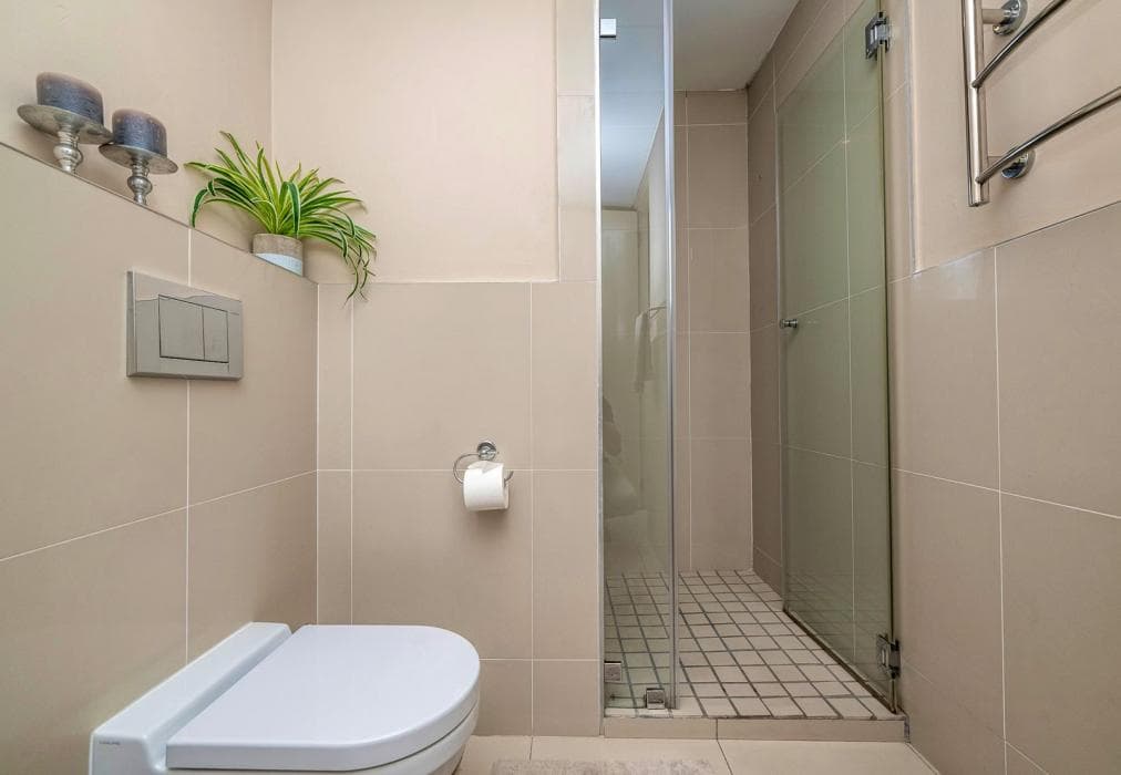 West Coast Eden On The Bay