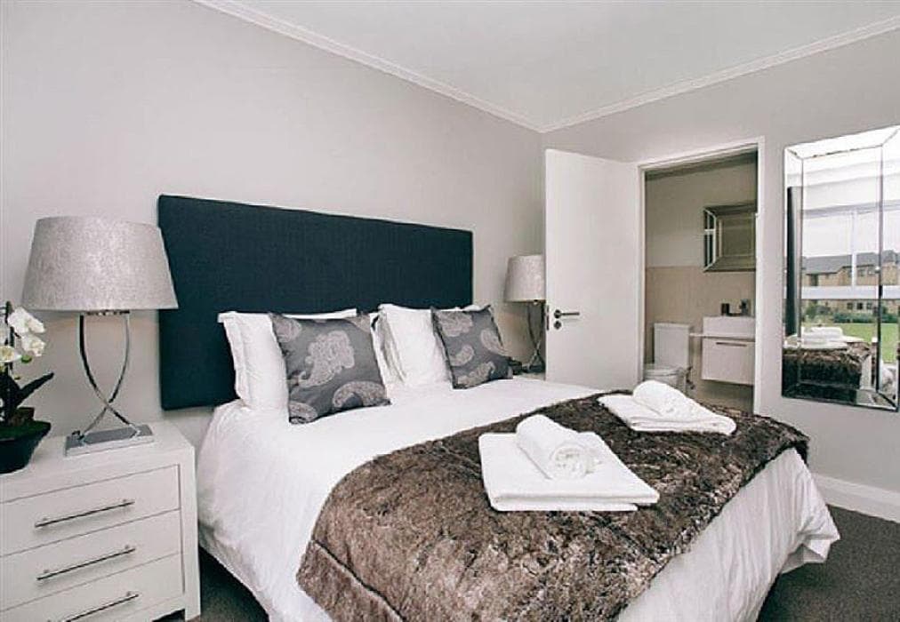 AOC - Luxury Apartment