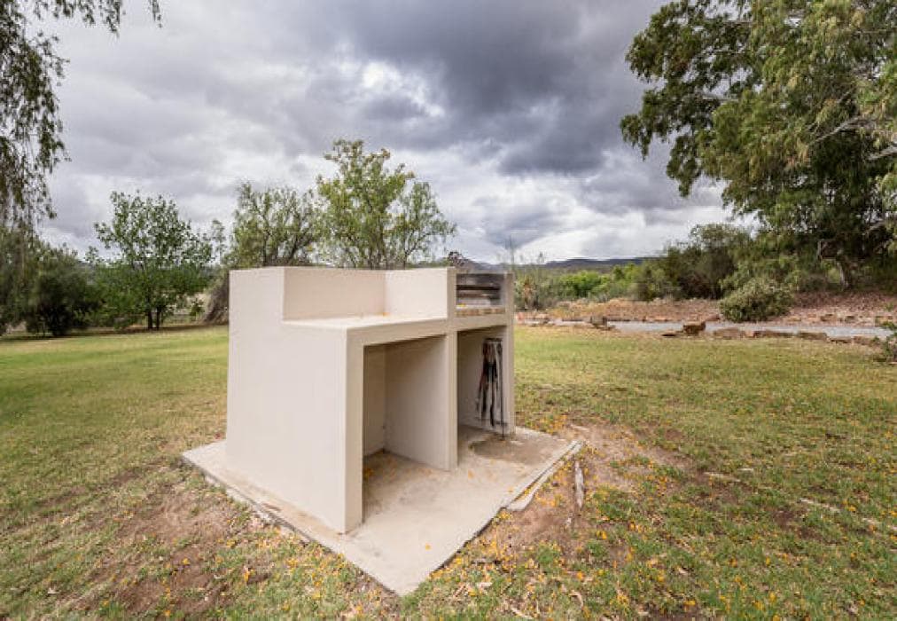 Tanagra Wine & Guest Farm