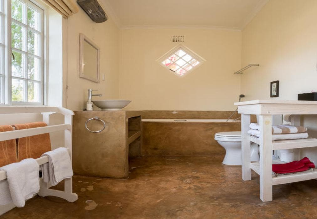 Tanagra Wine & Guest Farm