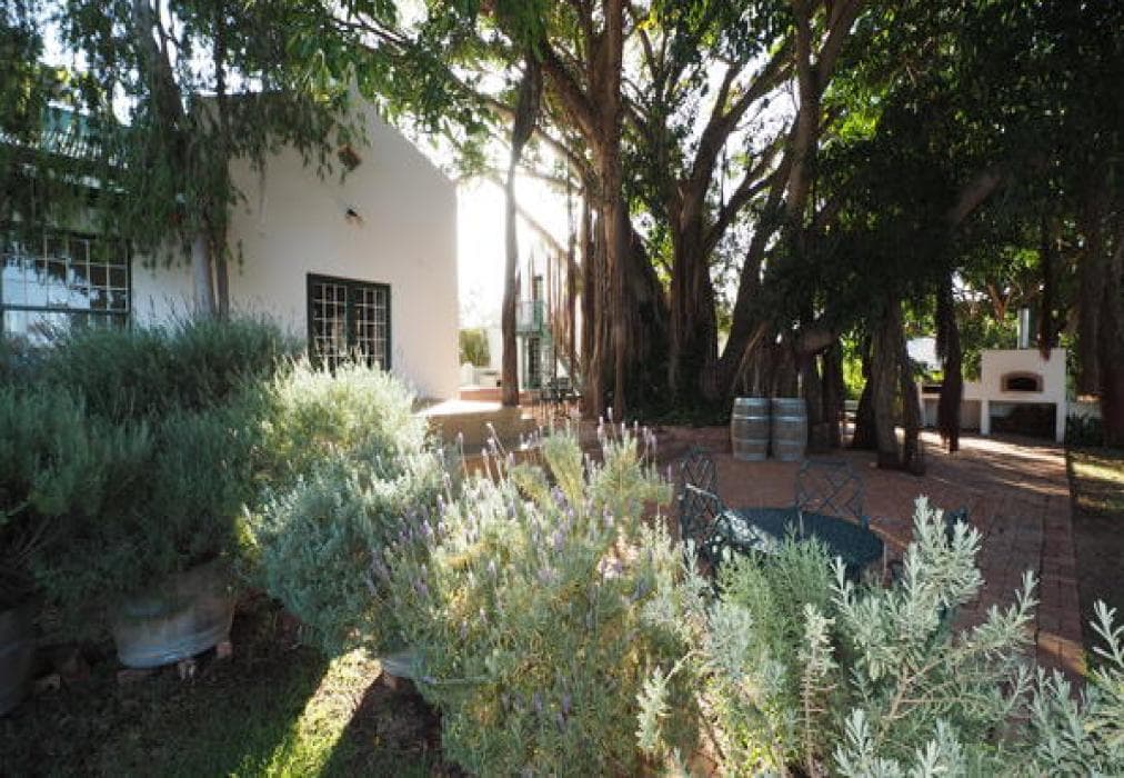 Tanagra Wine & Guest Farm