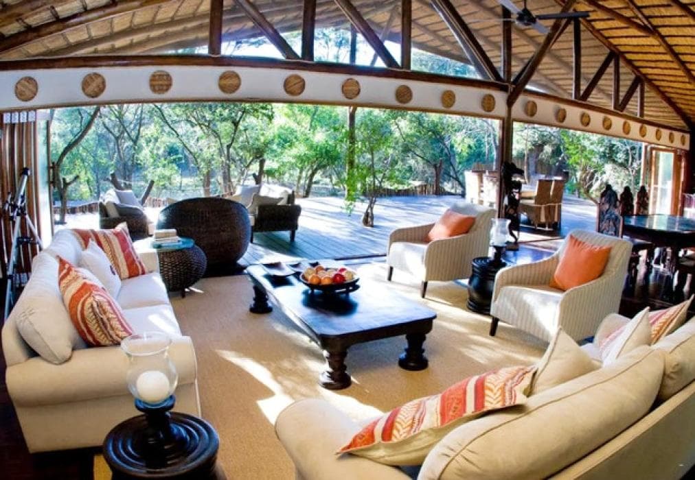 Ihlozi Lodge